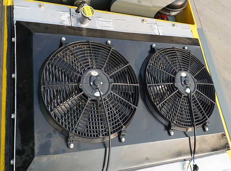 Double row fan